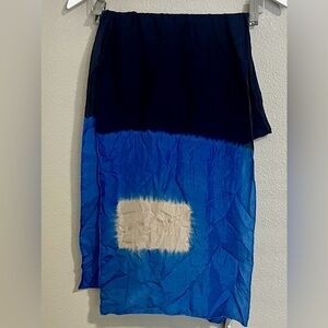 NWT Eileen Fisher 100% Silk Navy/Blue Cream Scarf